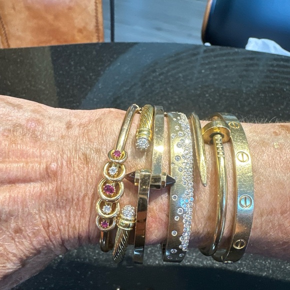 Vintage 14k Rose Gold Hinged bangle Bracelet w/Rubies and Diamonds - Picture 1 of 9